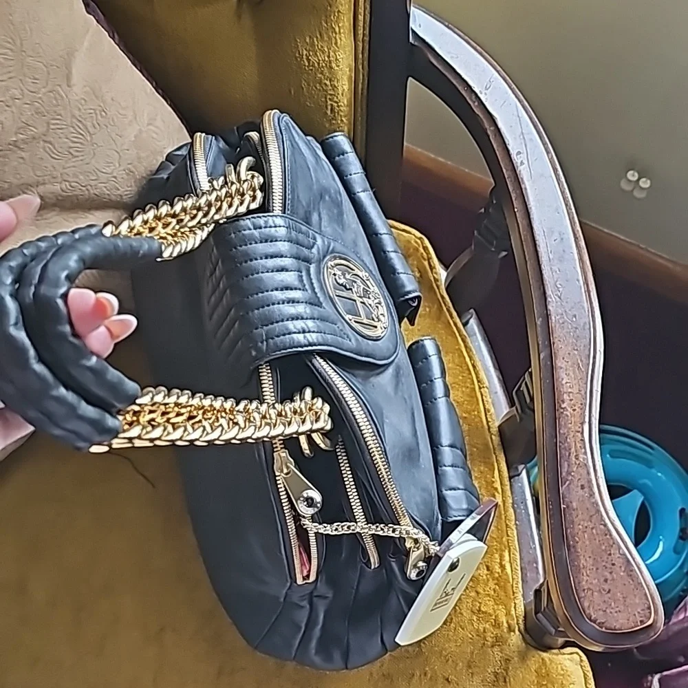 🖤NEW WITH TAG🖤 Luxurious Henri Bendel Satchel w Mirror - Picture 7 of 17